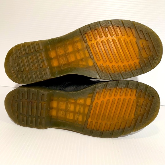 DR MARTENS women boots, Floral black leather red roses
Size 9 - Picture 5 of 10